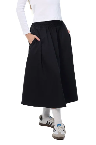 CHÂN VÁY XÒE LỬNG ĐEN ĐEN